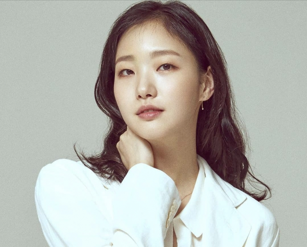 7 Film dan Drama Korea yang dibintangi Kim Go Eun “Little Women”, Salah  Satunya Ada Adegan