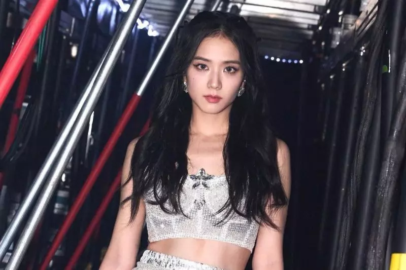 BLACKPINK's Jisoo Was the Top Influencer at Paris Fashion Week SS23